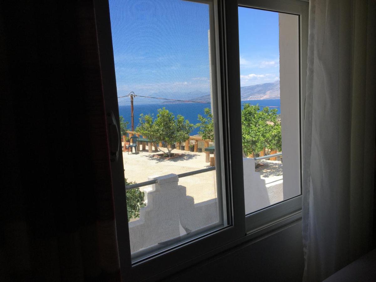 Emiljano Seaview Apartment Ksamil Ngoại thất bức ảnh